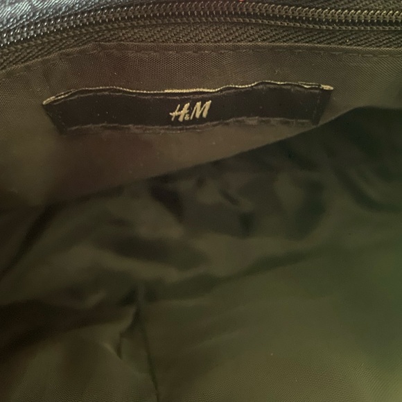 *SOLD H&M Crossbody Purse - Picture 5 of 13